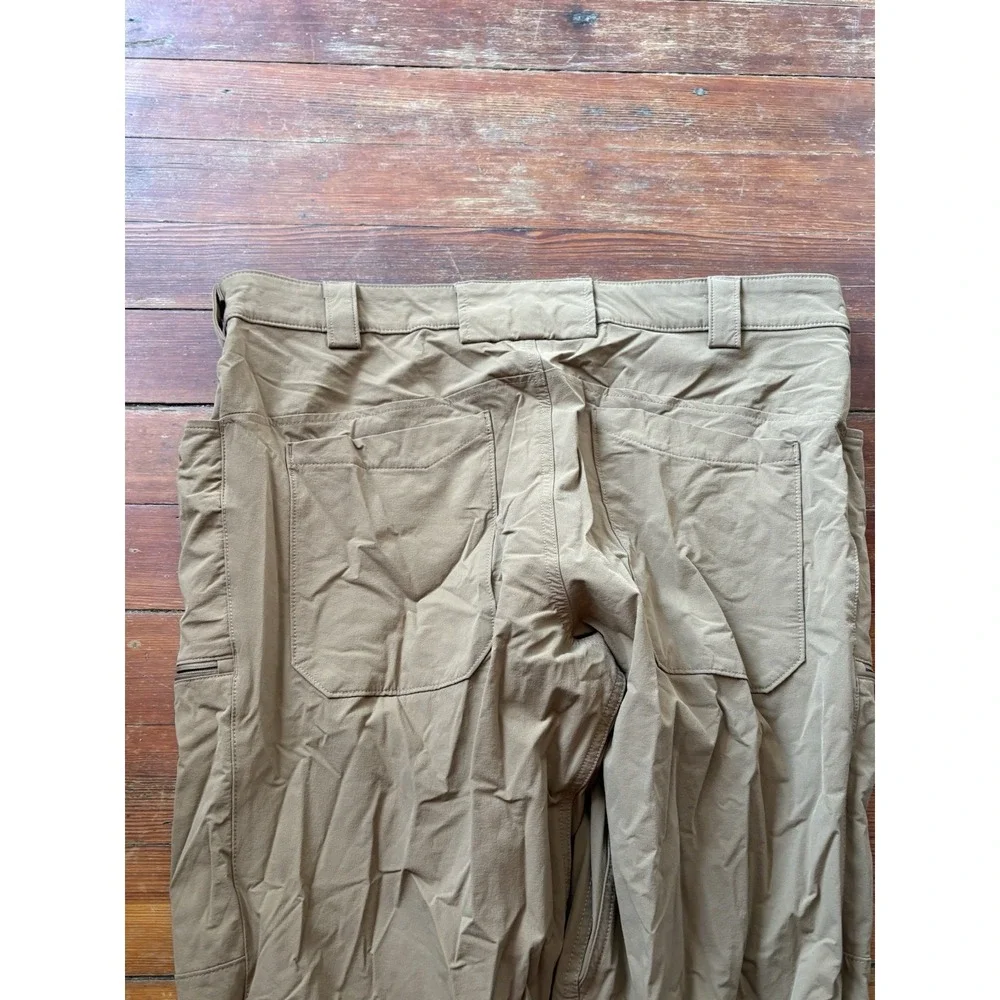 Duluth Trading Pants Mens 40x30 Flexpedition Cargo Nylon Stretch Relaxed